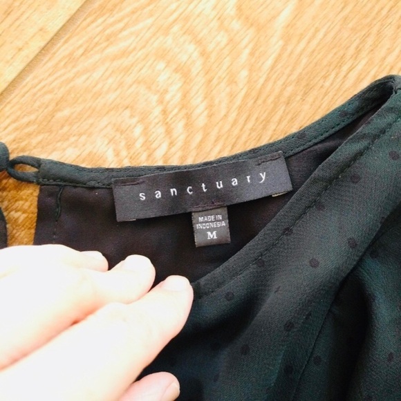 ANTHROPOLOGIE Sanctuary Exaggerated Ruffle Forest Green Swiss Dot Top - Picture 6 of 6